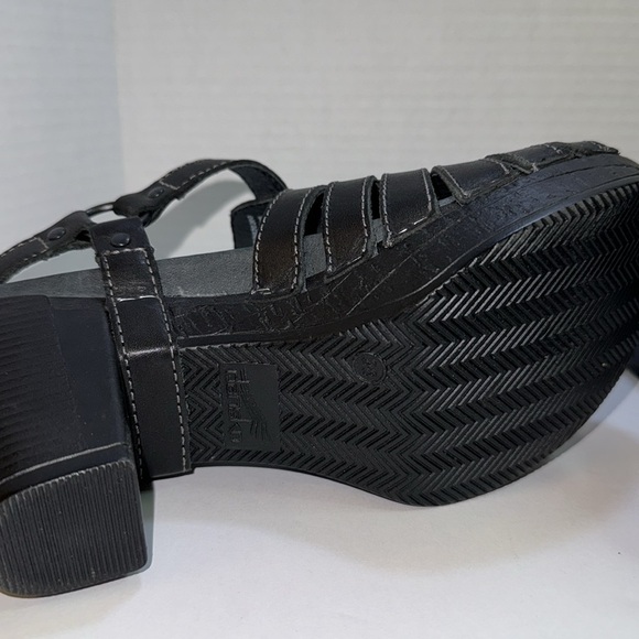 Dansko Randa Women’s Black Leather Block Heel Slingback Dress Sandal - Picture 9 of 9